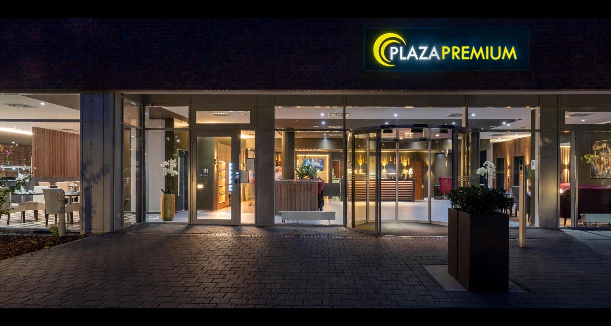 Plaza Premium Karlsruhe Hotel Buitenkant foto